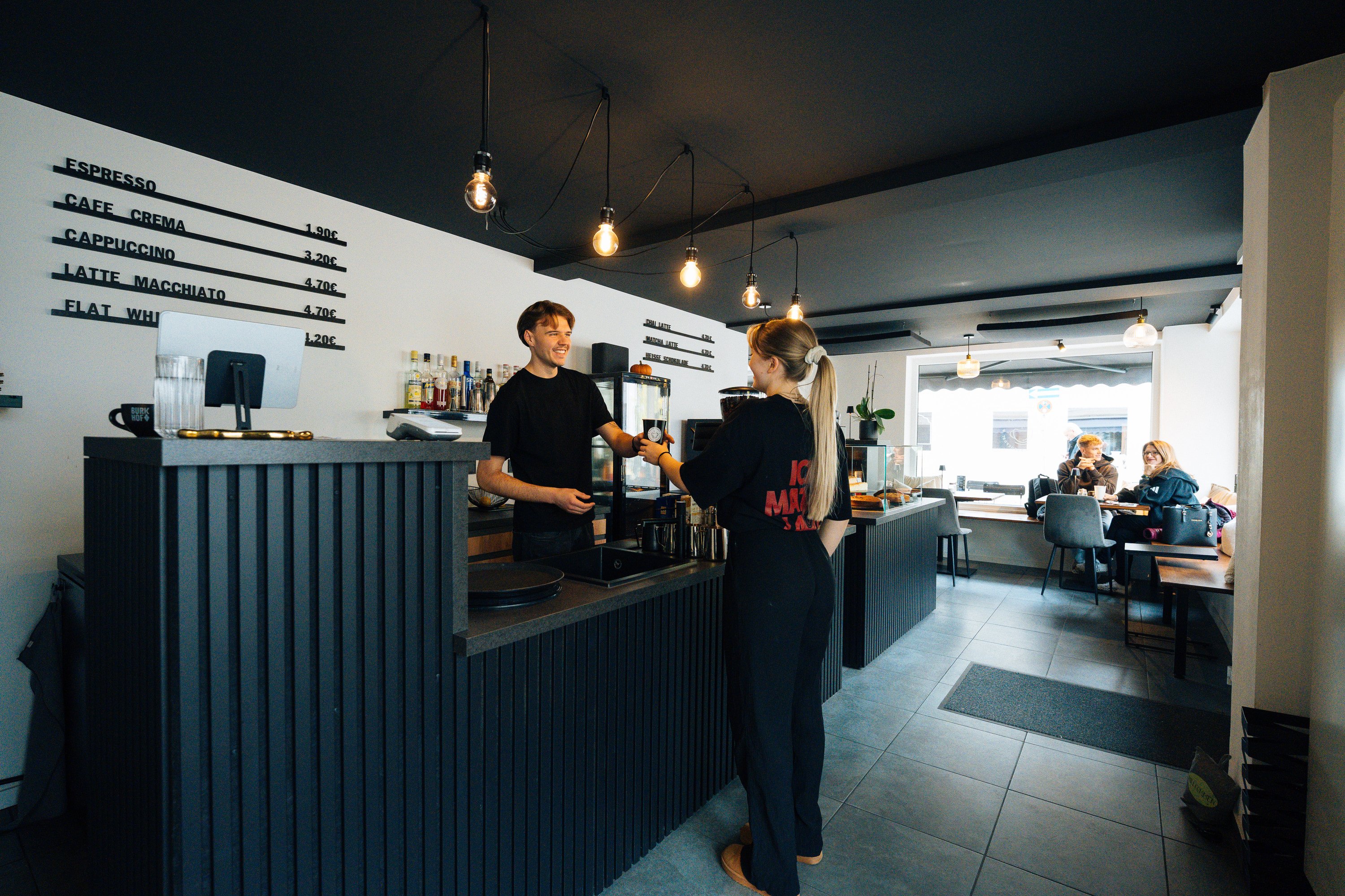 Café Feine Kurve: Innen